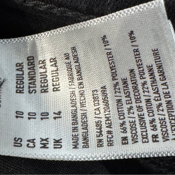 American Eagle Next Level Stretch Ripped Black Skinny Jeans Women’s 10 - Picture 5 of 6